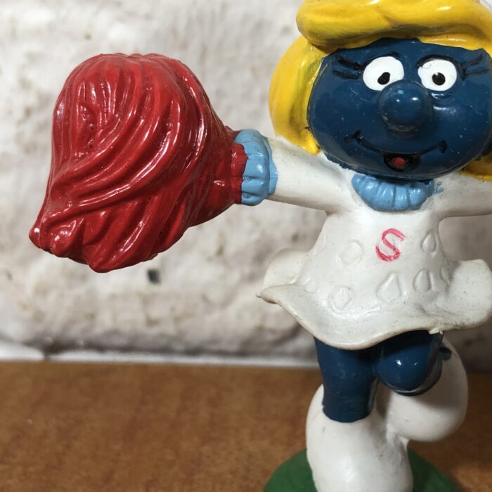 Vintage Cheerleading Smurfette Figurine (Made in Hong Kong) - Image 3