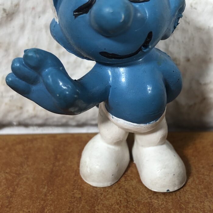 Vintage 'Pardon Me' Smurf Figurine (Made in West Germany) - Image 3