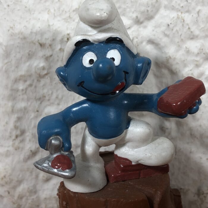 Vintage Builder Smurf Pencil Sharpener - Image 2