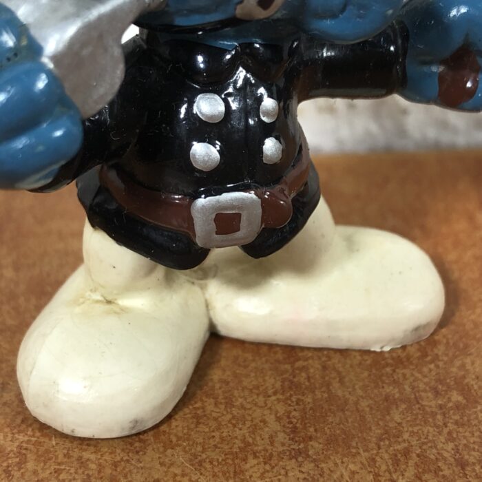 Vintage Policeman Smurf Figurine - Image 4