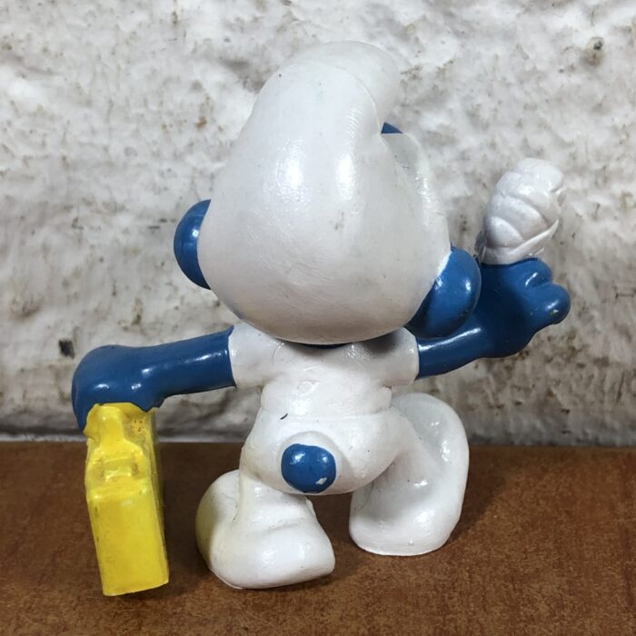 Vintage First Aid Smurf Figurine (Made in Germany) - Image 6