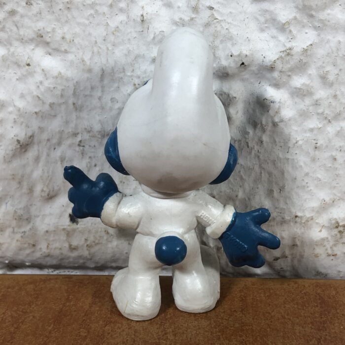 Vintage Astronaut Smurf Figurine - Image 4