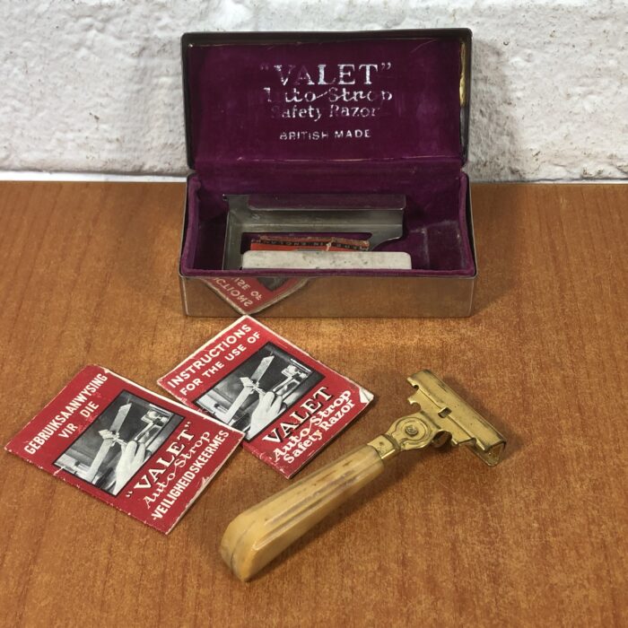 Vintage Rolls Razor & Valet Safety Razors - Image 9