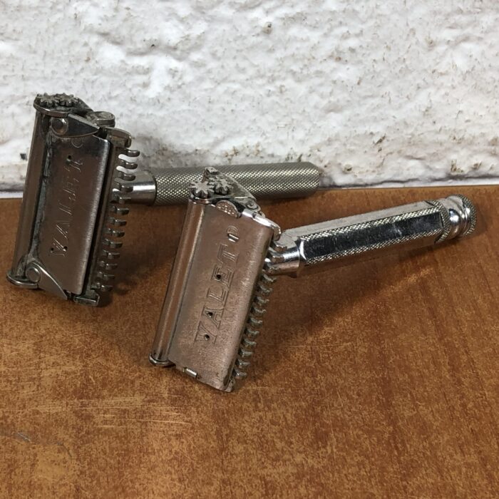 Vintage Rolls Razor & Valet Safety Razors - Image 12