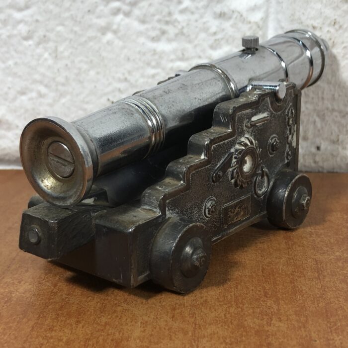 Vintage Vanguard Cannon Style Table Lighter - Image 4