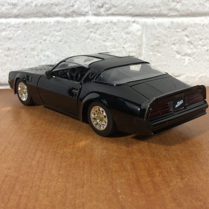 1977 Pontiac Firebird (1:24) - Image 7