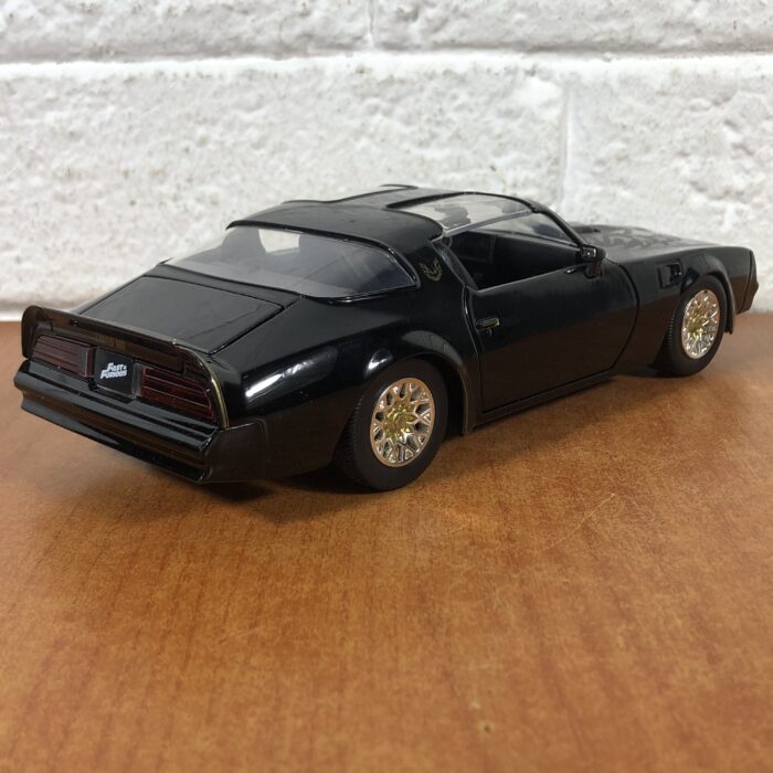 1977 Pontiac Firebird (1:24) - Image 9