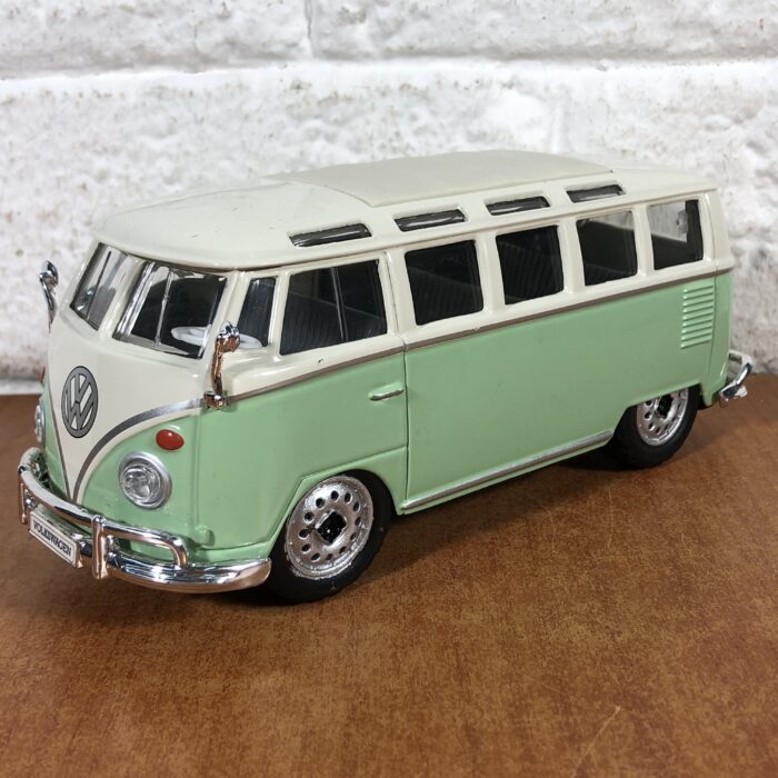 Volkswagen Van Samba (1:25) - Image 3