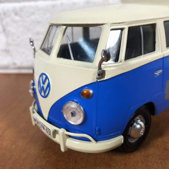 Volkswagen Type 2 (T1) Food & Drink Van (1:24) - Image 4