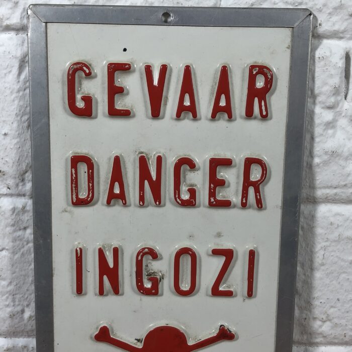 Vintage Danger Sign - Image 2