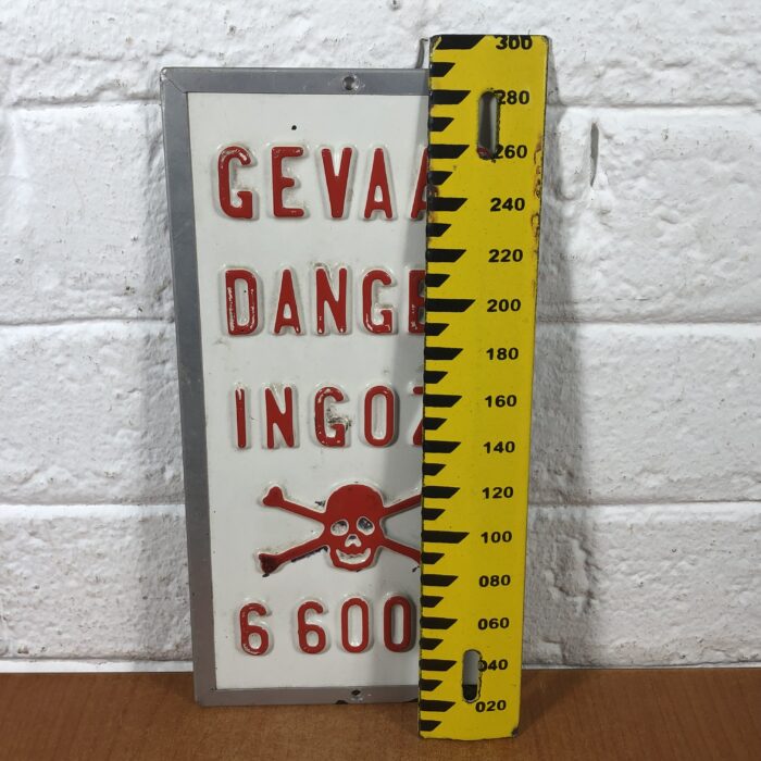 Vintage Danger Sign - Image 5