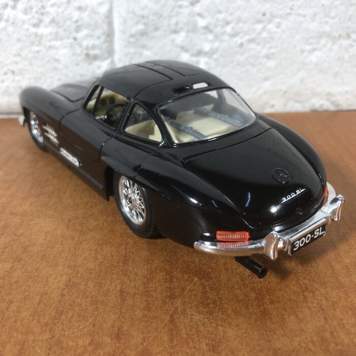 1954 Mercedes-Benz 300SL (1:24) ~ Made in Italy - Image 6