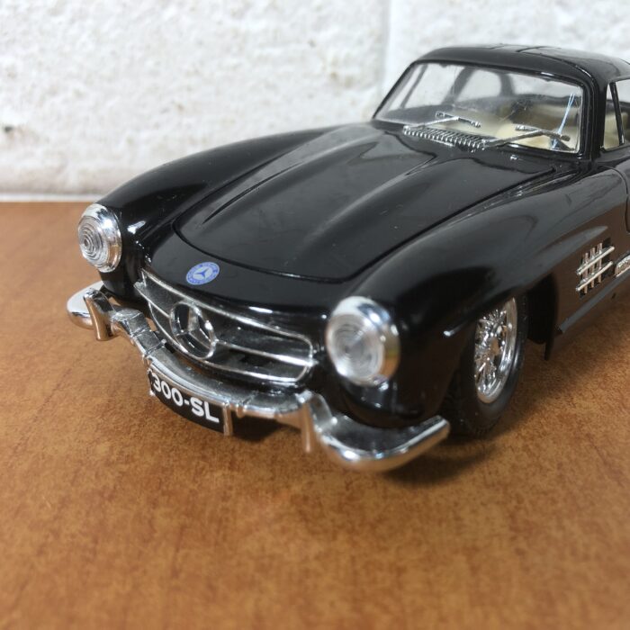 1954 Mercedes-Benz 300SL (1:24) ~ Made in Italy - Image 4