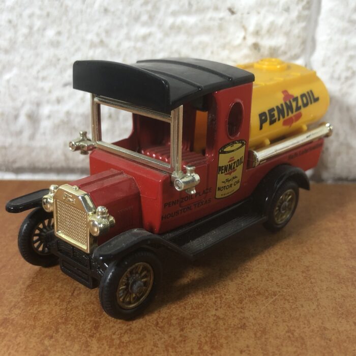 Days Gone by Lledo ~ Pennzoil Ford Tanker (Made in England) - Image 2