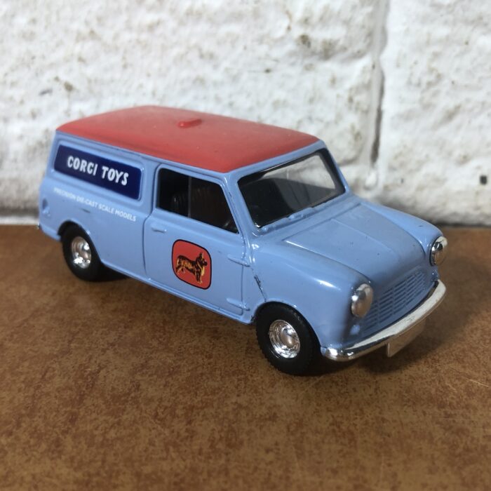 Vanguards by Lledo ~ Corgi Austin Mini Van