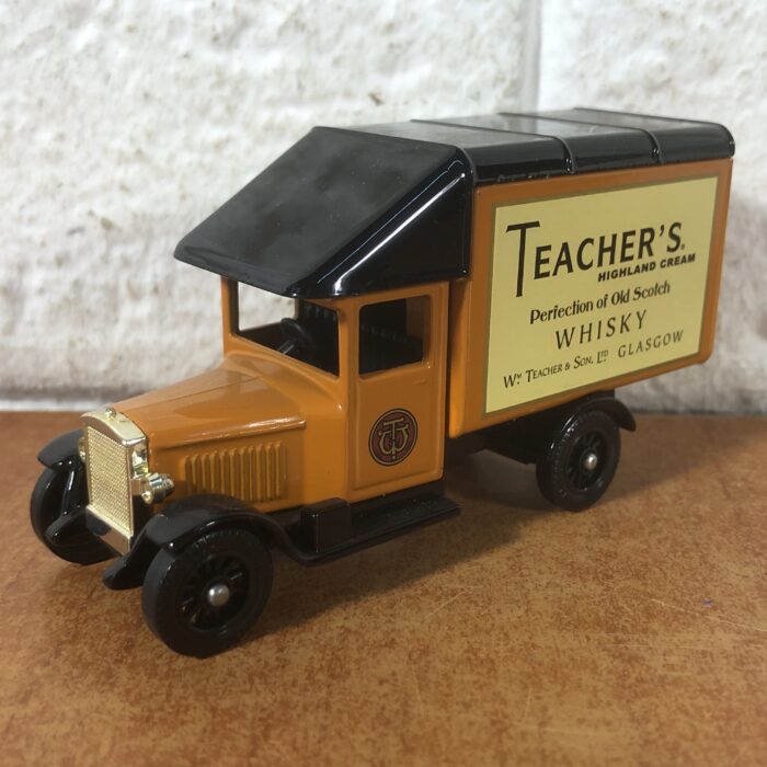 Days Gone by Lledo ~ Teacher's Morris Parcels Van - Image 2