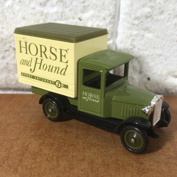 Days Gone by Lledo ~ Horse & Hound 1928 Chevrolet Box Van