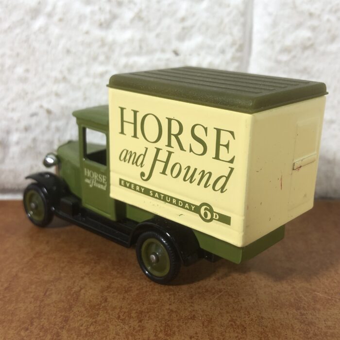 Days Gone by Lledo ~ Horse & Hound 1928 Chevrolet Box Van - Image 4