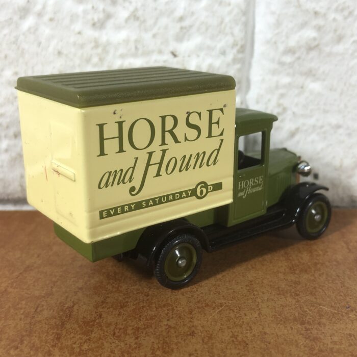 Days Gone by Lledo ~ Horse & Hound 1928 Chevrolet Box Van - Image 5