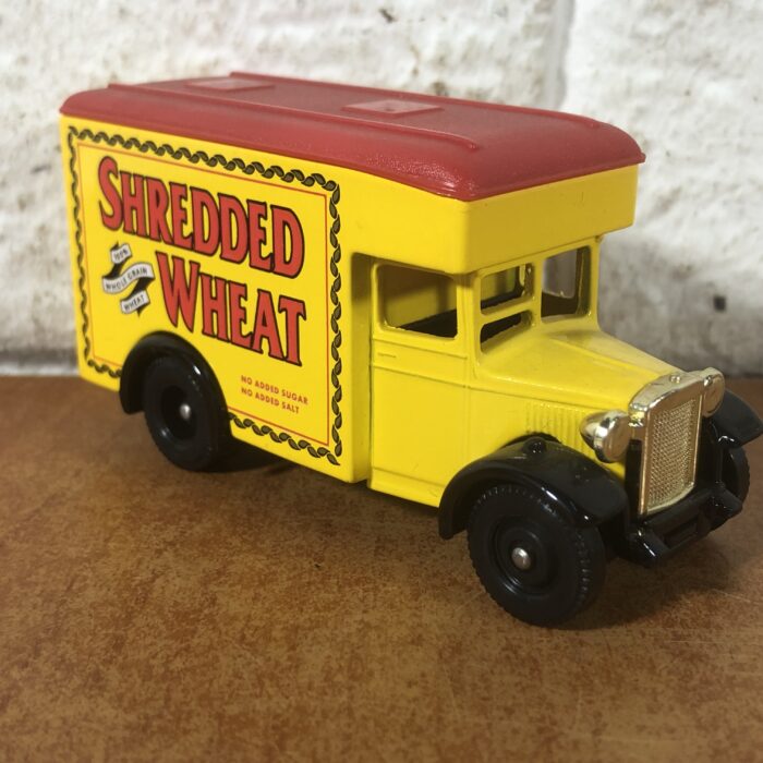 Days Gone by Lledo ~ Shredded Wheat Dennis Parcels Van