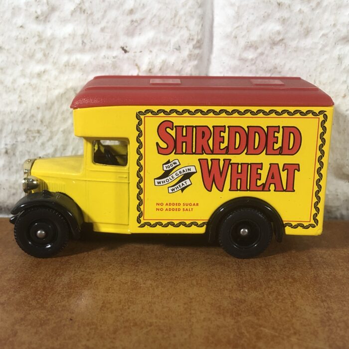 Days Gone by Lledo ~ Shredded Wheat Dennis Parcels Van - Image 3