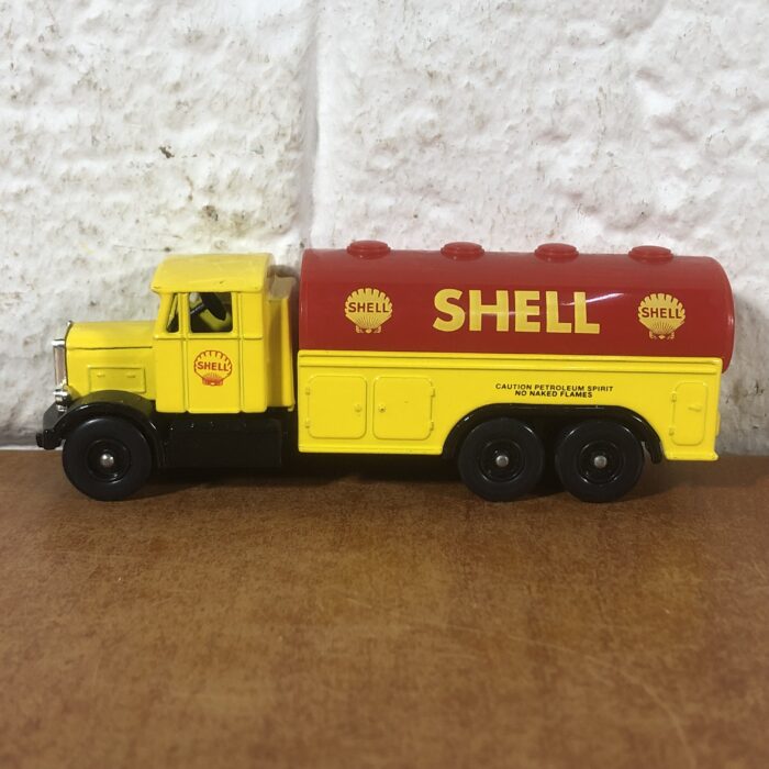 Days Gone by Lledo ~ Shell Scammell Tanker - Image 3