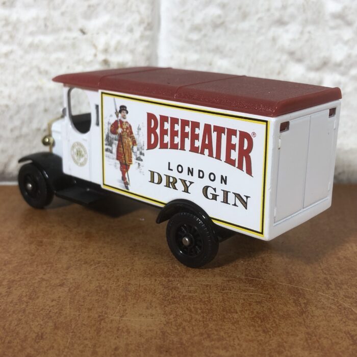 Days Gone by Lledo ~ Beefeater 1931 Morris Van - Image 4