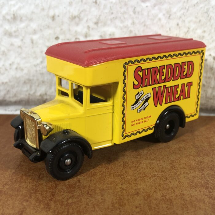 Days Gone by Lledo ~ Shredded Wheat Dennis Parcels Van (with Magazine) - Image 3