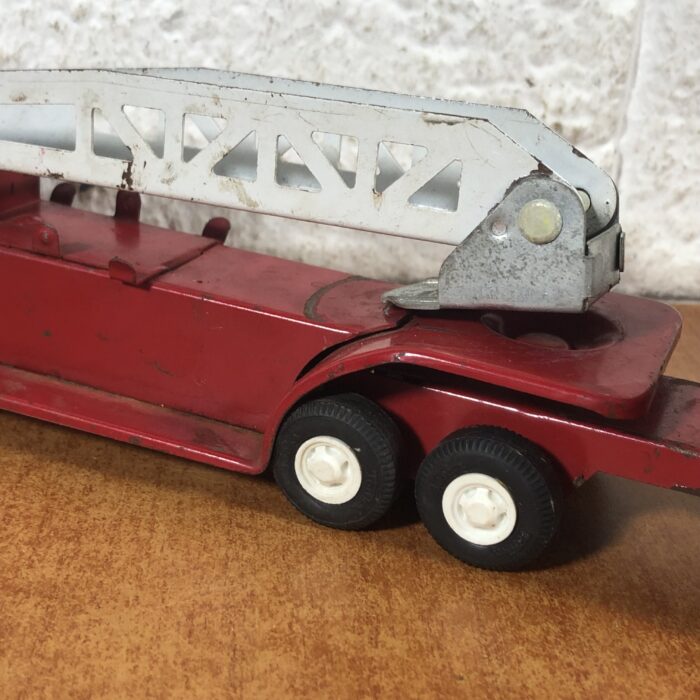 Vintage Pressed Metal Tonka Fire Truck - Image 6