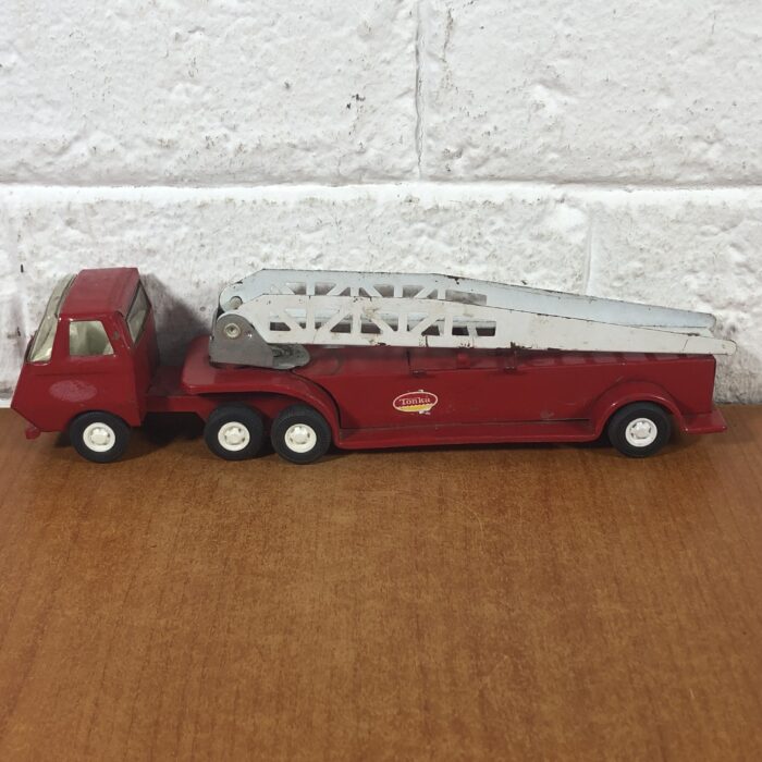 Vintage Pressed Metal Tonka Fire Truck - Image 7