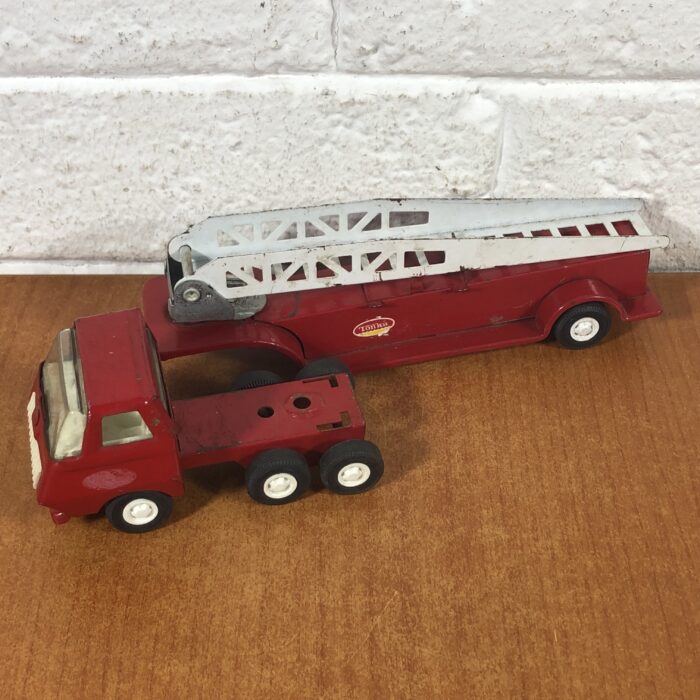 Vintage Pressed Metal Tonka Fire Truck - Image 8