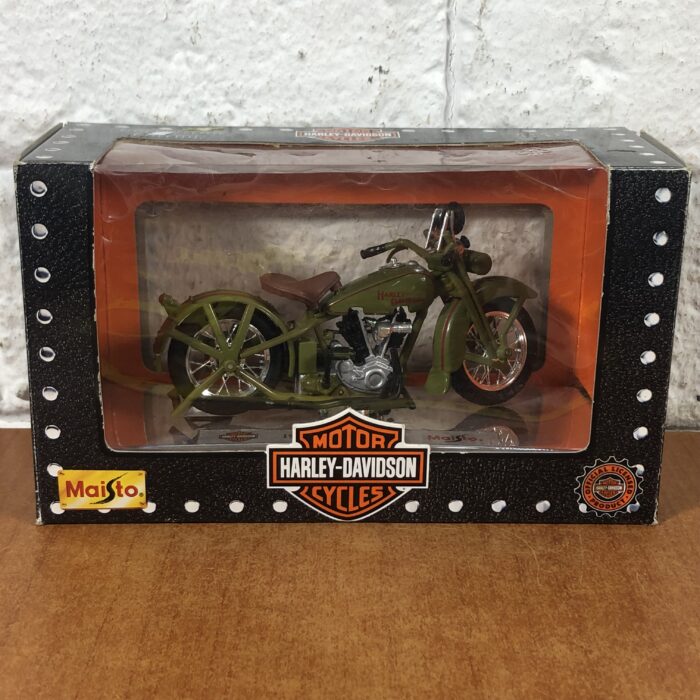 Harley Davidson Motorbike Model (1:18)