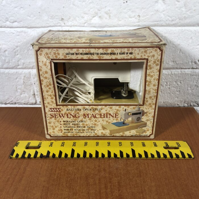 Vintage Toy Sewing Machine in Original Box (Made in Hong Kong) - Image 6