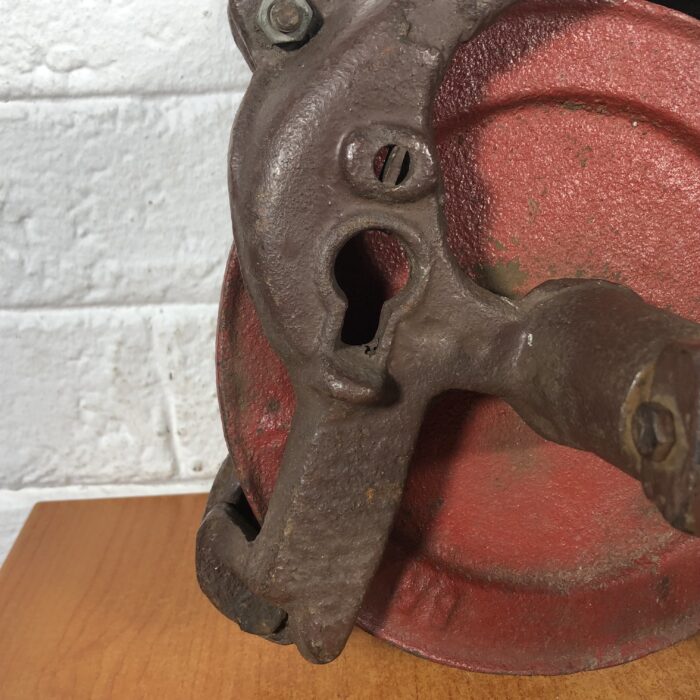 Vintage Cast Iron Corn Sheller - Image 3