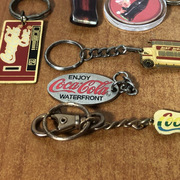 Lot 114: Coca Cola Keychains - Image 7