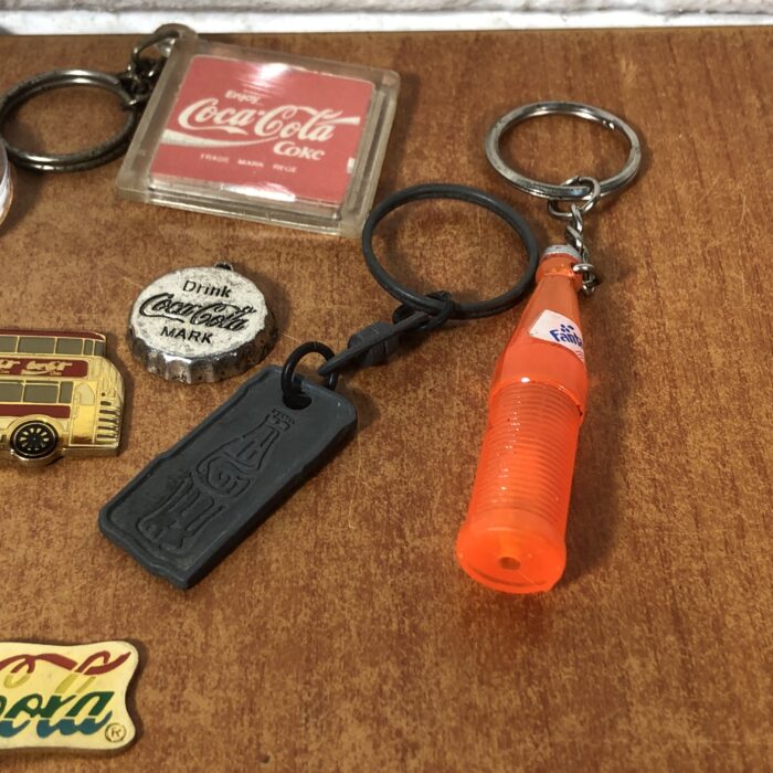 Lot 114: Coca Cola Keychains - Image 8