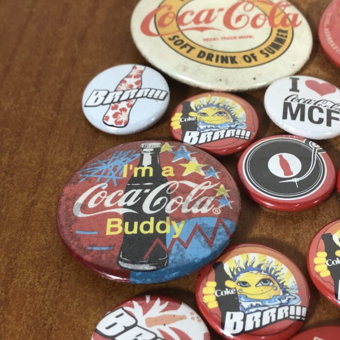 Lot 105: Coca Cola Pin Badges - Image 5