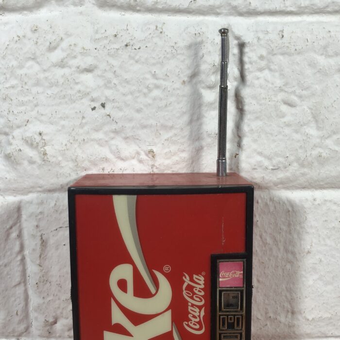 Lot 98: Coca Cola Vending Machine Radio - Image 2