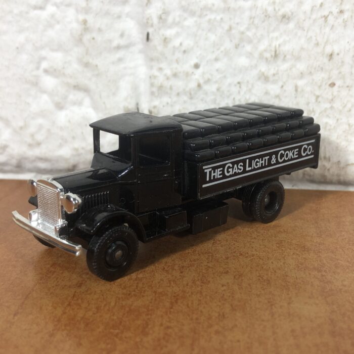 Lot 108: Coca Cola Model Vans - Image 12