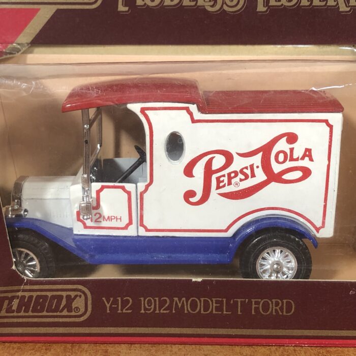 Lot 112: Pepsi Cola Delivery Van Models - Image 6