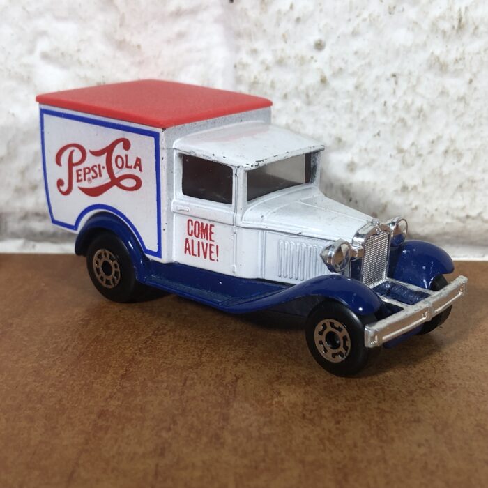 Lot 112: Pepsi Cola Delivery Van Models - Image 7