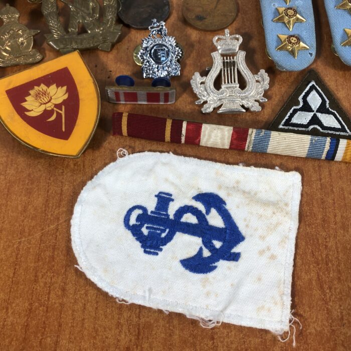 Vintage Military Badges - Image 8