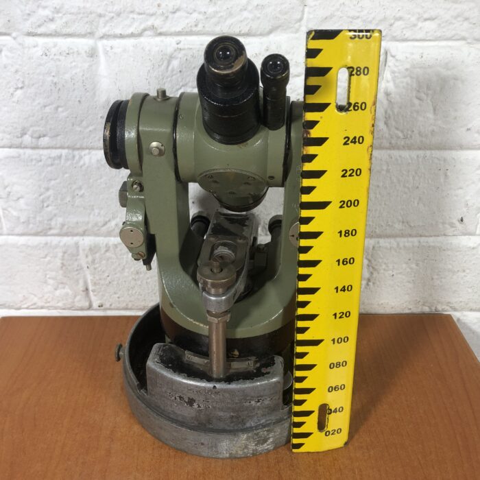 Vintage Carl Zeiss Theodolite in Case - Image 10