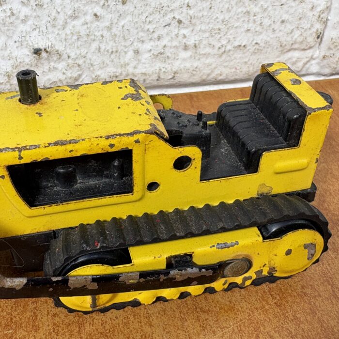 Lot 68: Vintage Tonka Pressed Metal Model Bulldozer - Image 5