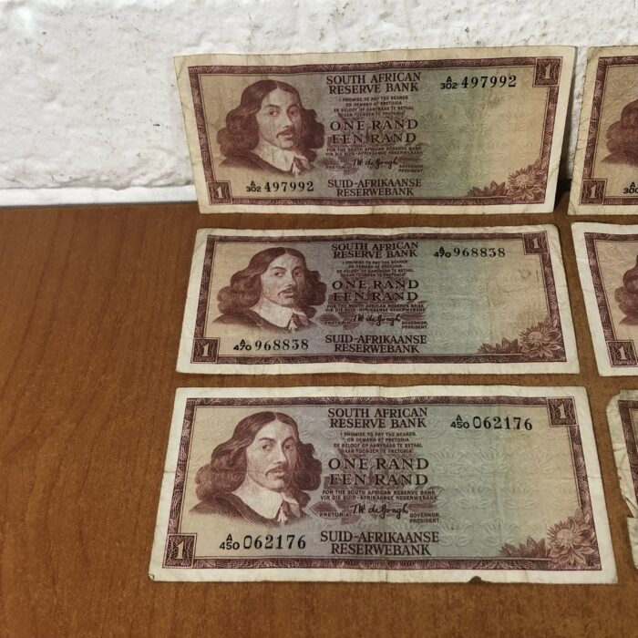 Vintage South African R1 Bank Notes - Image 2