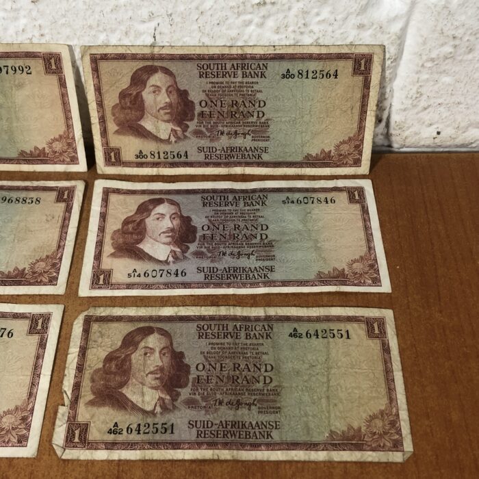 Vintage South African R1 Bank Notes - Image 3