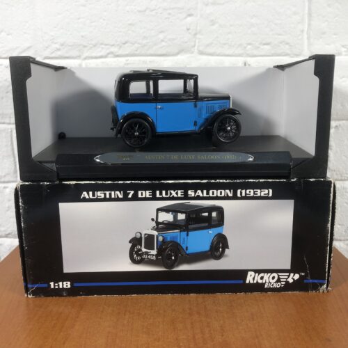 1932 Austin 7 De Luxe Saloon (1:18)