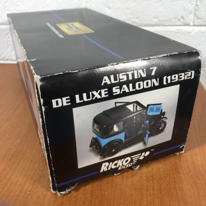 1932 Austin 7 De Luxe Saloon (1:18) - Image 12
