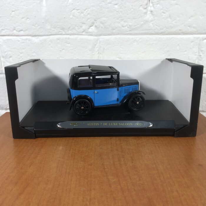 1932 Austin 7 De Luxe Saloon (1:18) - Image 2