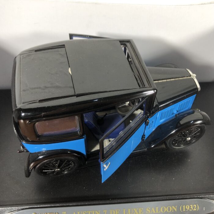 1932 Austin 7 De Luxe Saloon (1:18) - Image 5